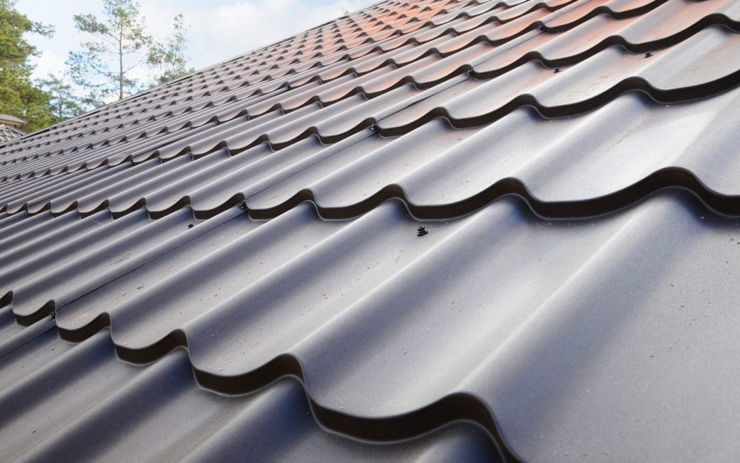 Metal vs Shingles – Which Roof is Best?