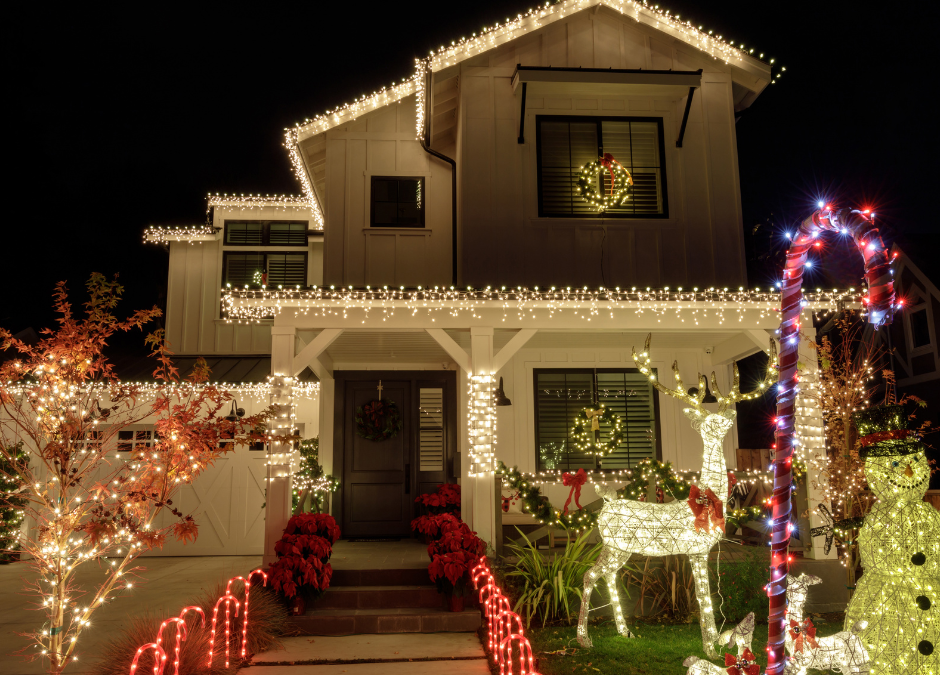 Hanging Christmas Lights Without Damaging Your Roof